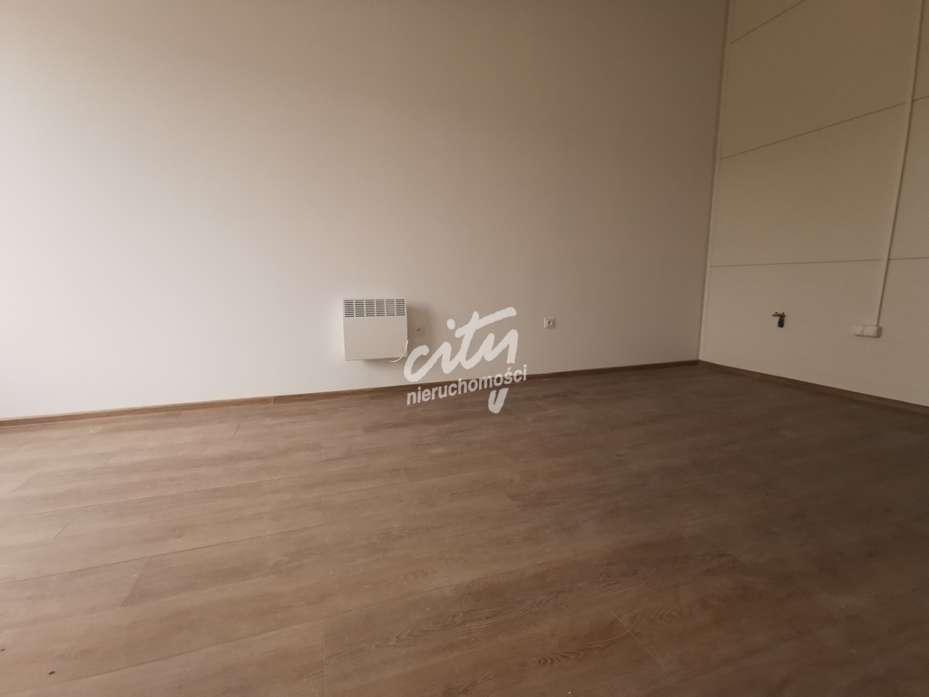 Nowa Hala 2025 r. 900 m dostępna od zaraz. (4)