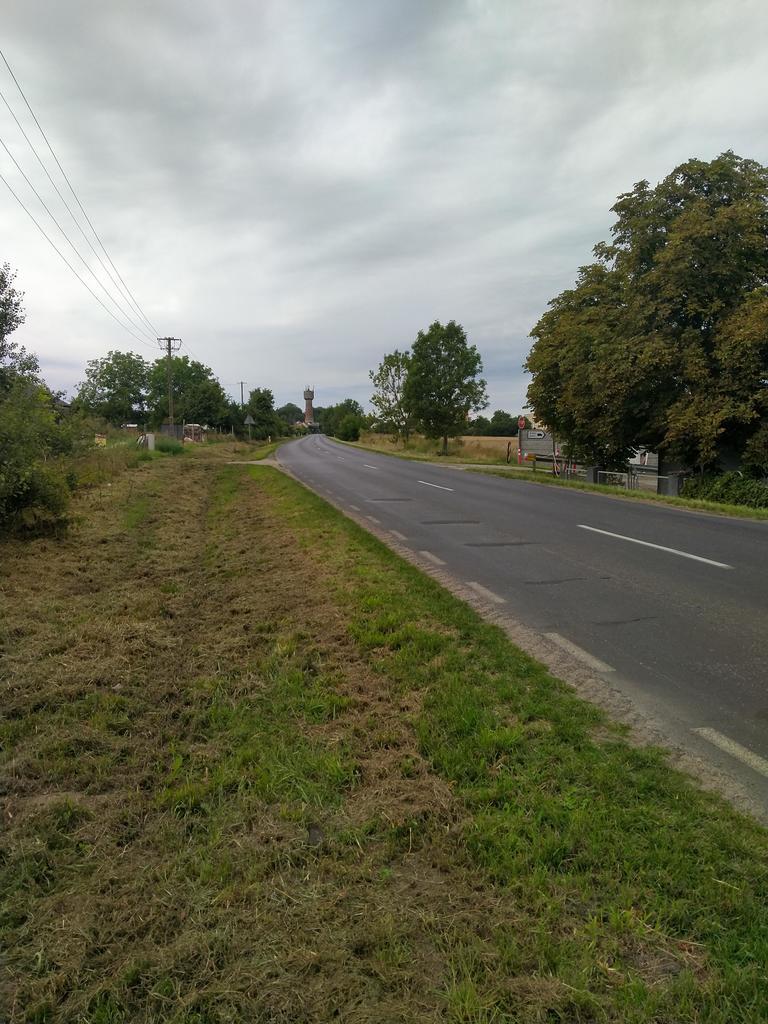 DZIAŁKA 862 M2 PYRZYCE UL. WARSZAWSKA. (6)