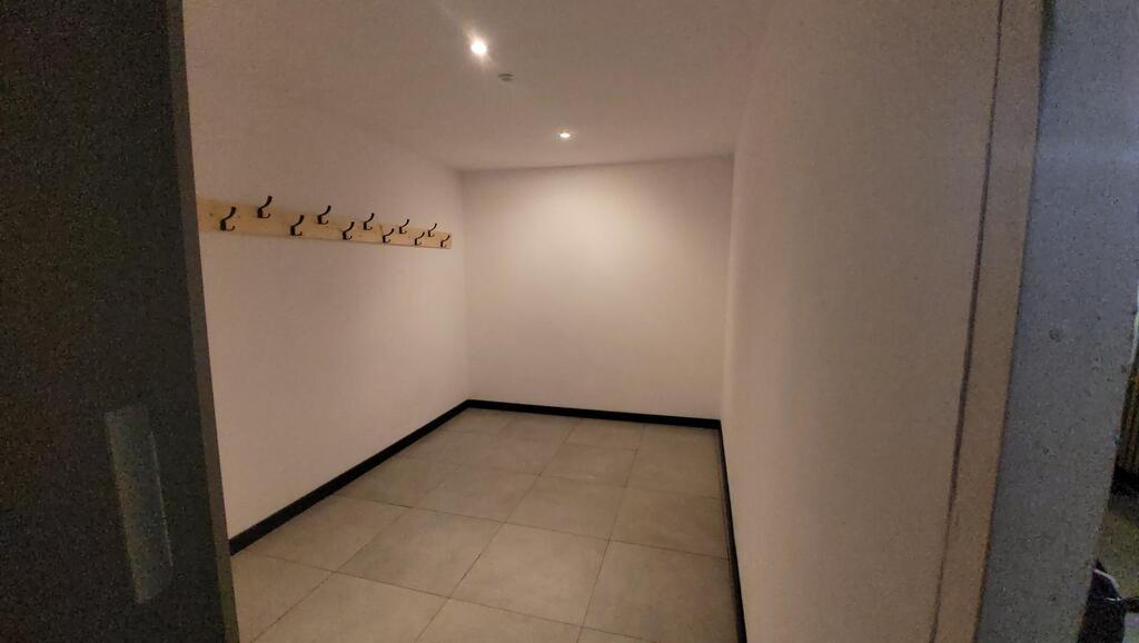 Lokal usługowy / handlowy na wynajem! (5)