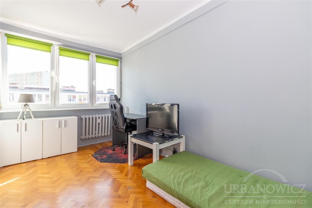 2-pok. mieszkanie z balkonem przy ul. Wańkowicza. (3)