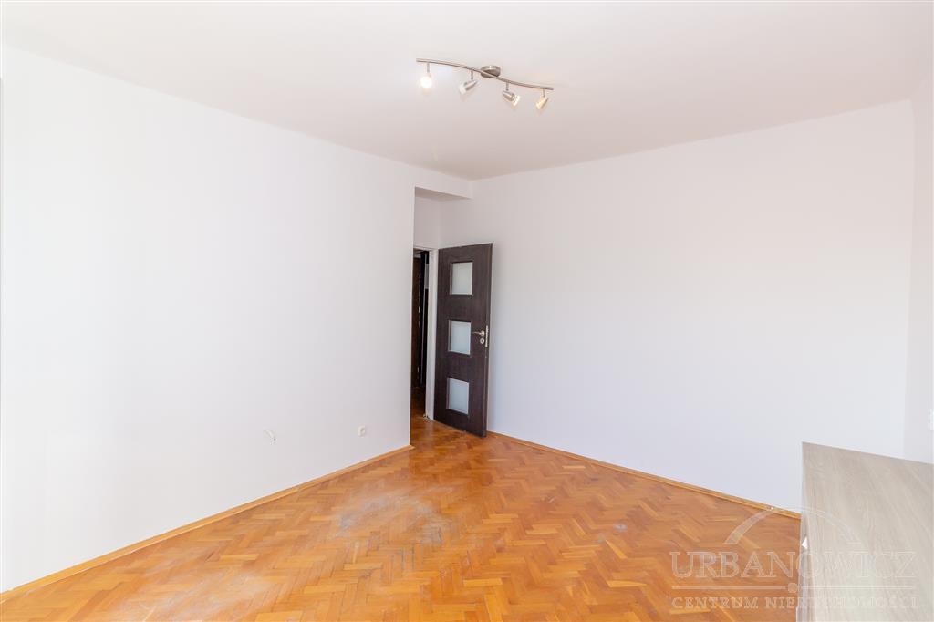 2-pok. mieszkanie z balkonem przy ul. Wańkowicza. (7)