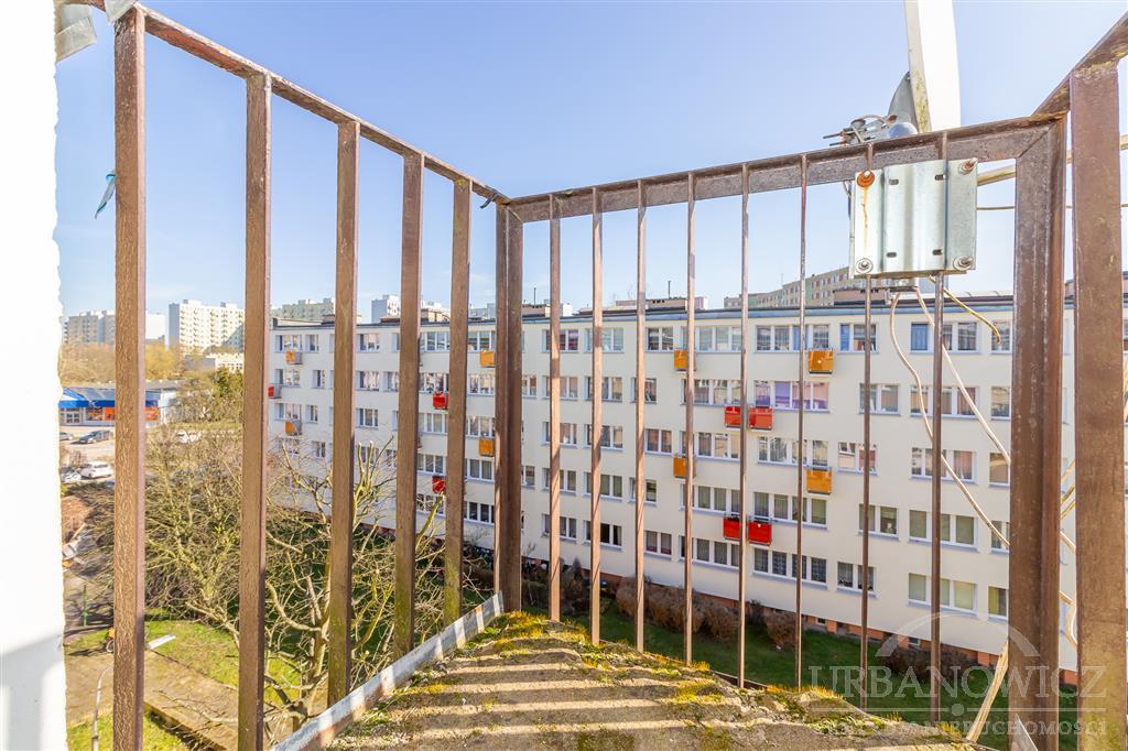 2-pok. mieszkanie z balkonem przy ul. Wańkowicza. (9)