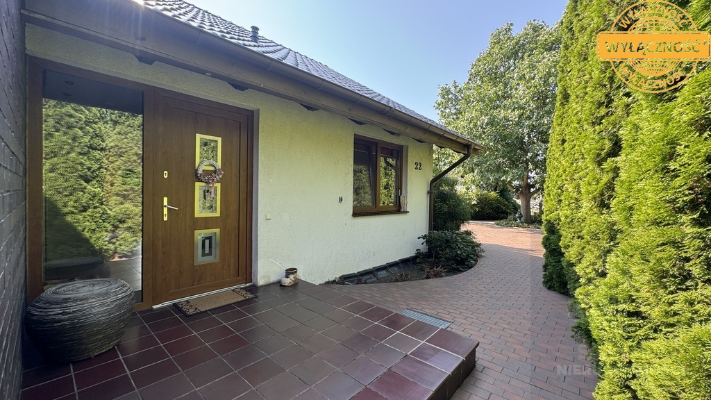 Kompleks magazynowo -chłodniczy z domem- 4,6401 ha (30)