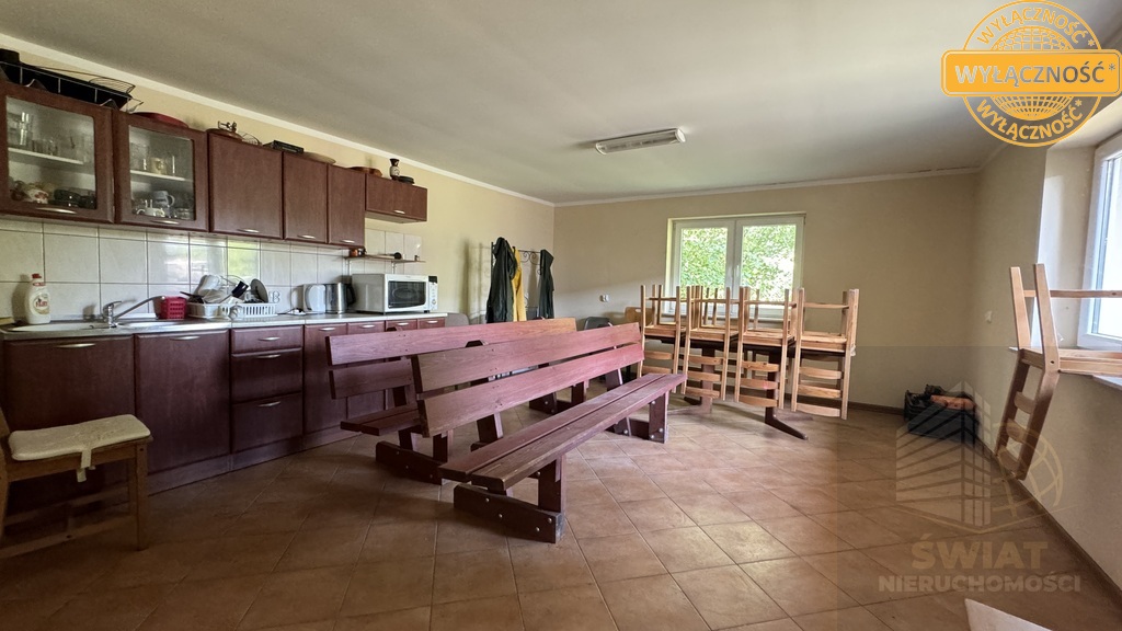 Kompleks magazynowo -chłodniczy z domem- 4,6401 ha (11)