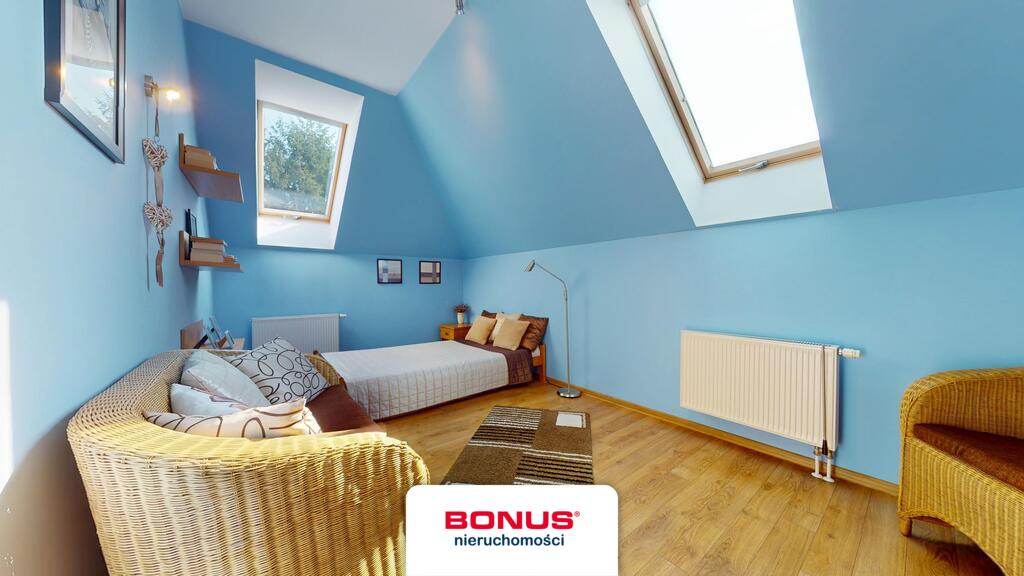 Pięknie położony dom niemal nad samym Zalewem! (14)