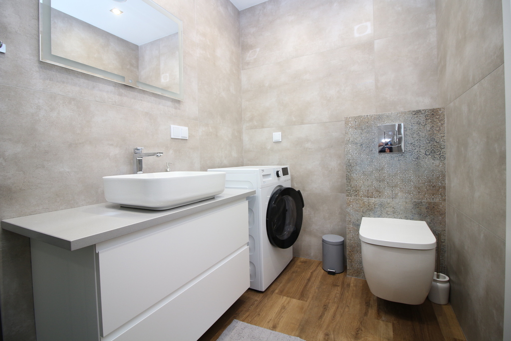 Nowoczesne mieszkanie w luksusowym apartamentowcu (5)