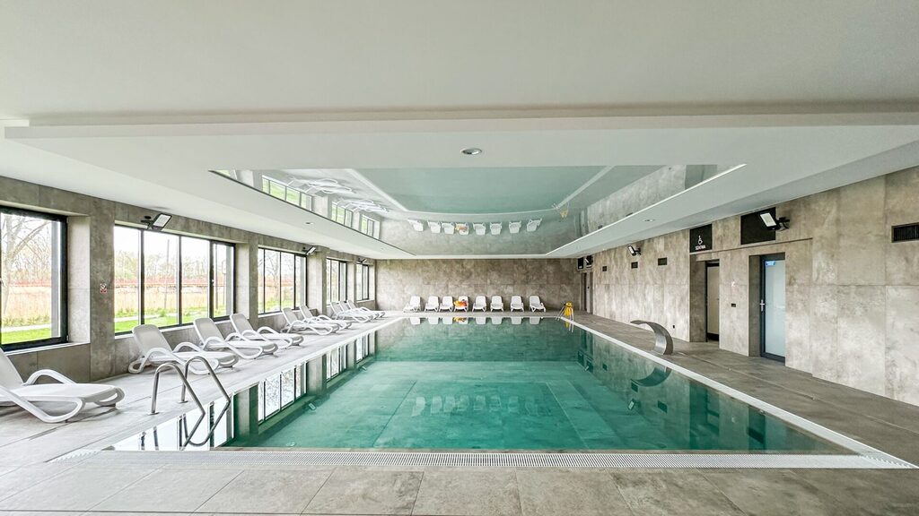 Nowoczesne mieszkanie w luksusowym apartamentowcu (10)