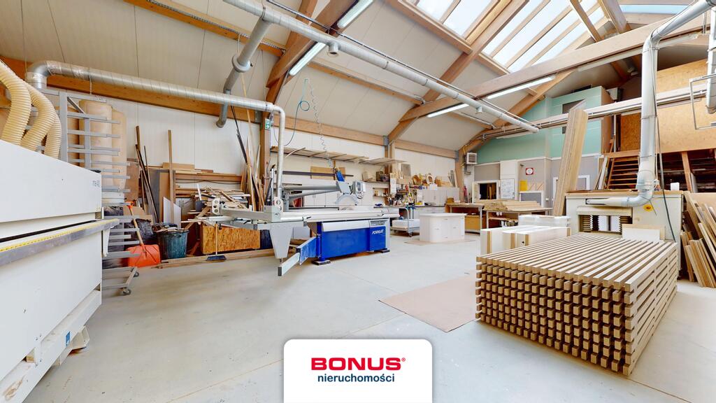 Obiekt o wielu możliwościach położony 1 km od S10 (21)