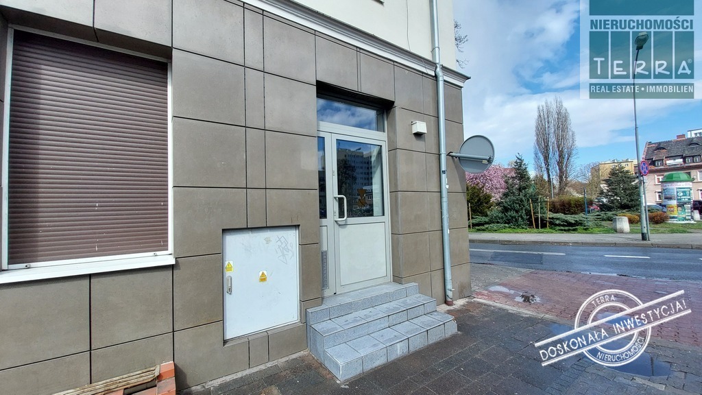 LOKAL UŻYTKOWY na parterze (16)