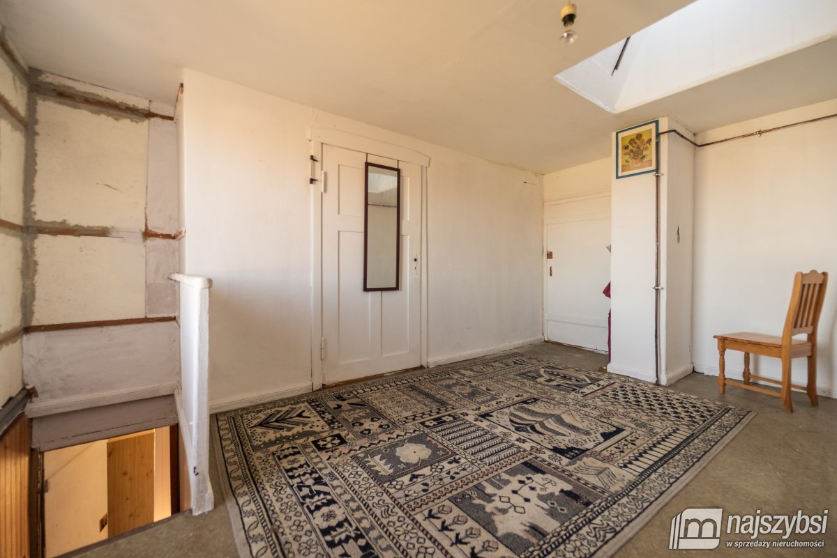 ŚWINOUJŚCIE - 150 metrowy dom do remontu (16)