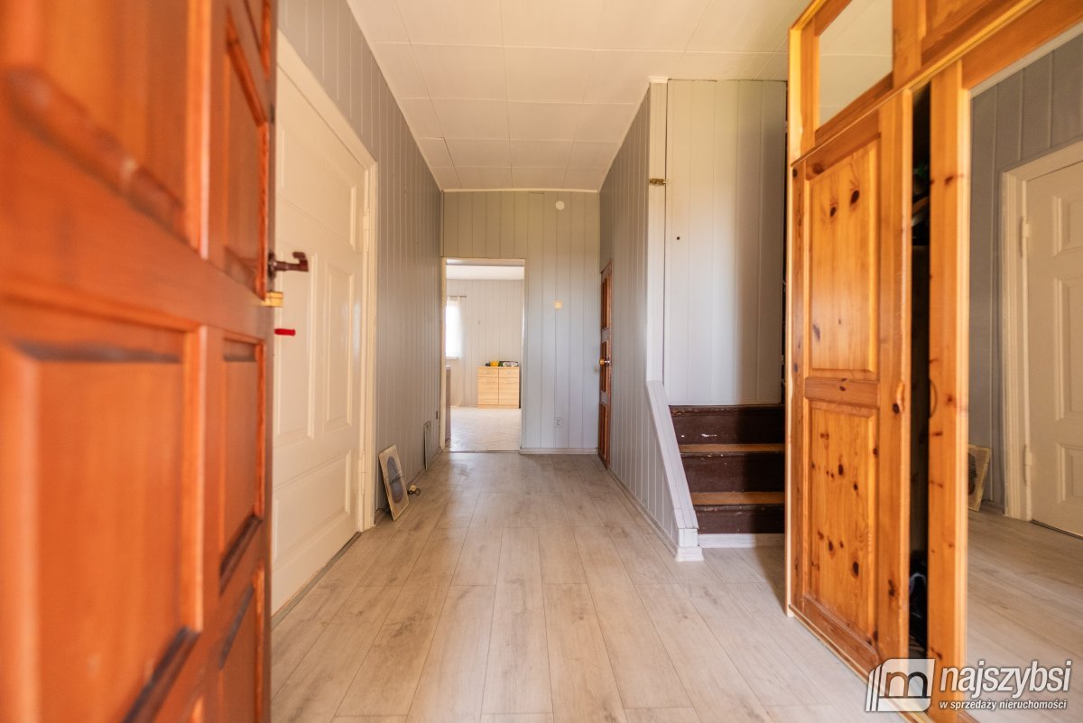 ŚWINOUJŚCIE - 150 metrowy dom do remontu (24)