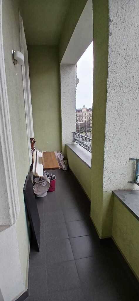 Klimatyczne mieszkanie w kamienicy w centrum (18)