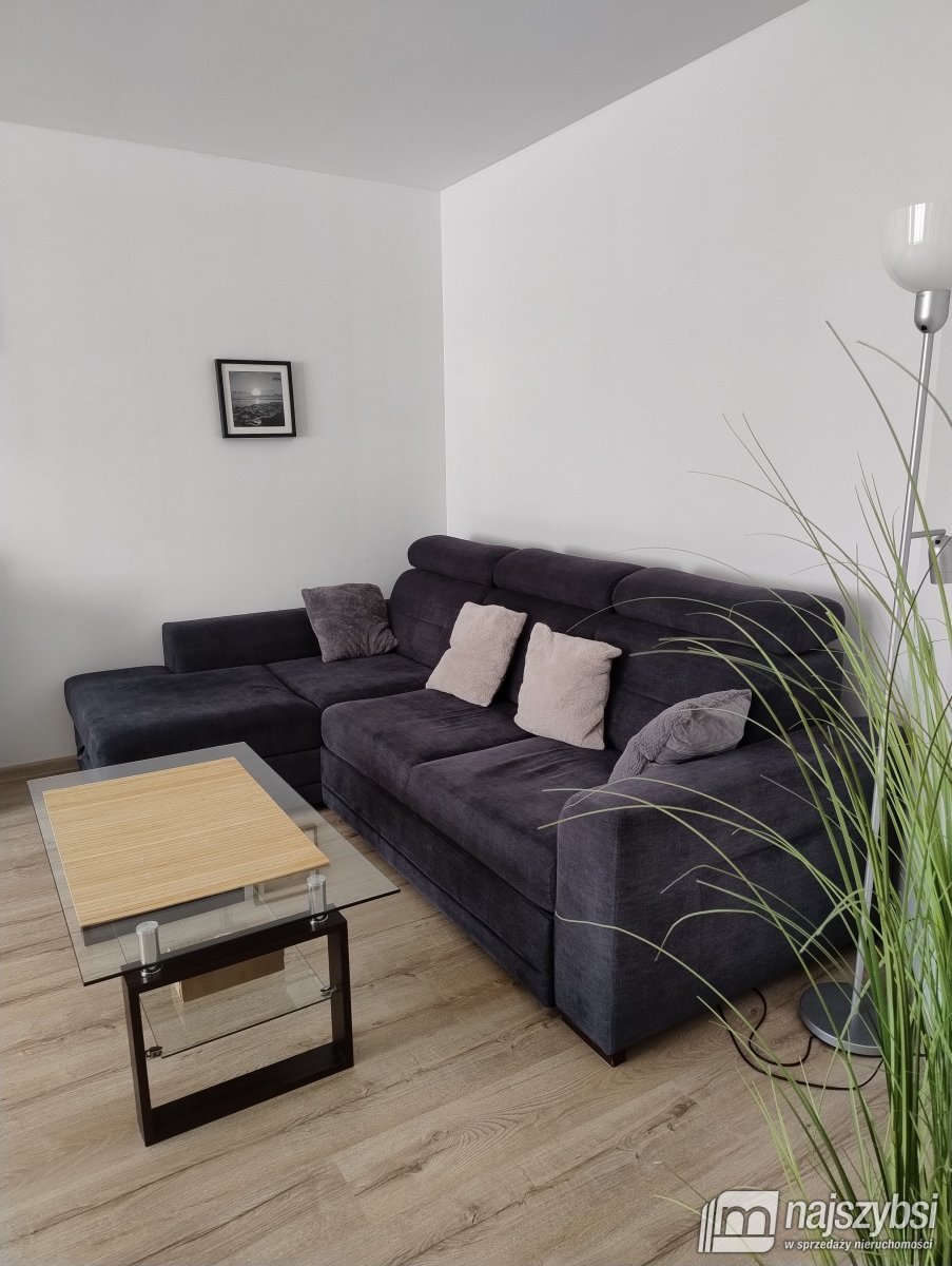 Kołobrzeg-mieszkanie 3 pokojowe w ścisłym centrum (2)