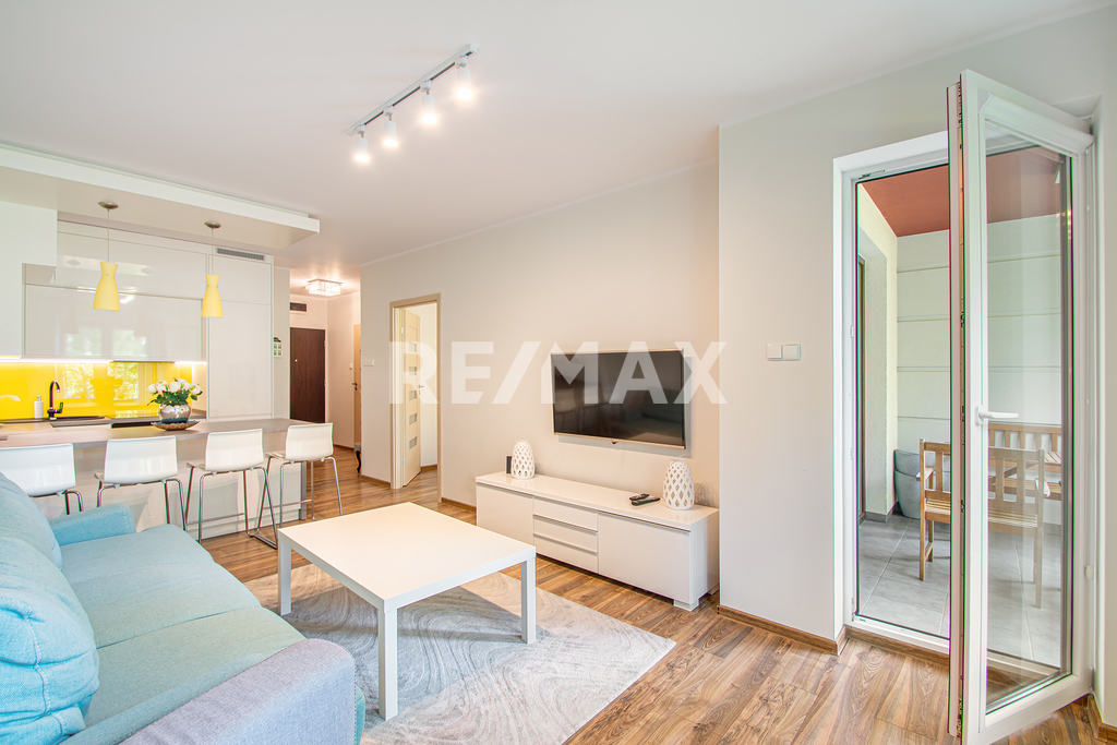 Urokliwy Apartament z Widokiem na Las Nadmorski (5)