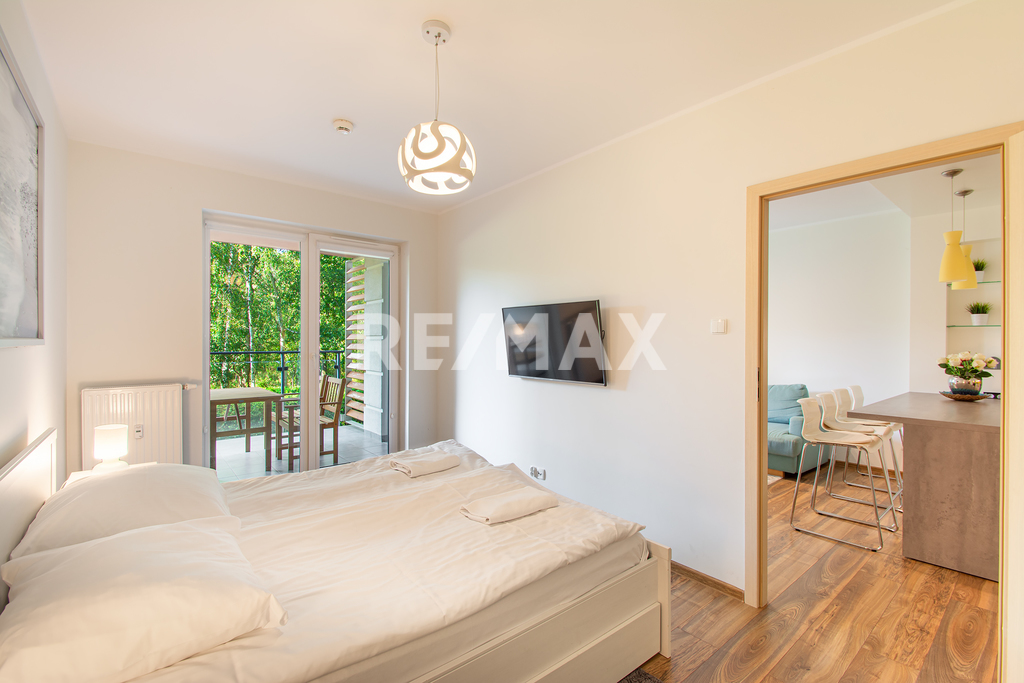 Urokliwy Apartament z Widokiem na Las Nadmorski (7)