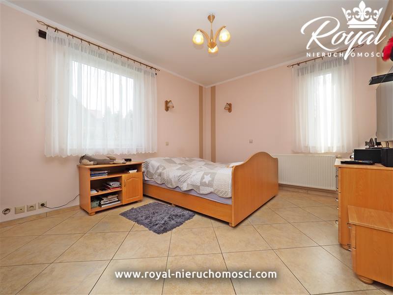 Dom w urokliwym miejscu, obok jeziora - Łabusz (10)