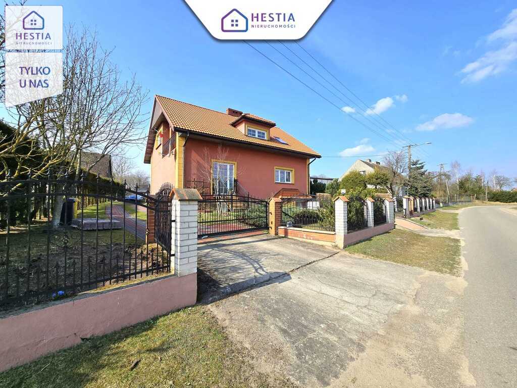 Dom z wyposażeniem we Gwdzie Wielkiej. (2)