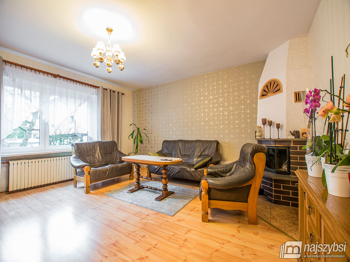 DOM- BLISKO CENTRUM  (5)