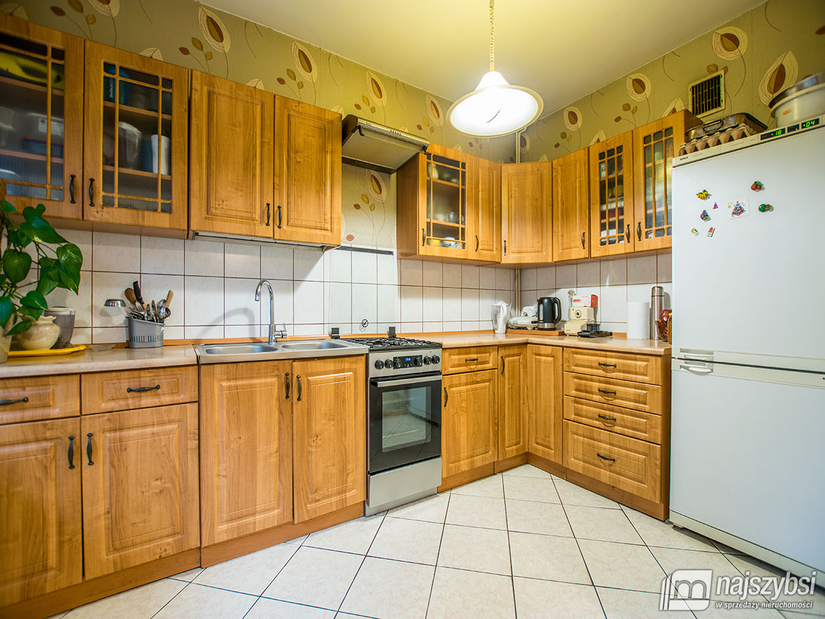 DOM- BLISKO CENTRUM  (7)