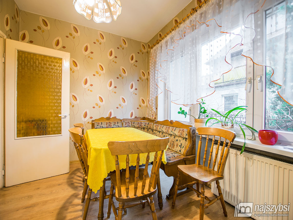 DOM- BLISKO CENTRUM  (8)