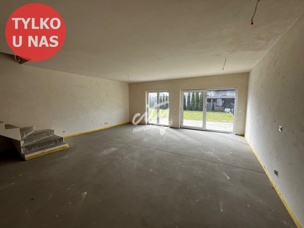 Duża Obniżka!! Bliźniak z dużą działką i garażem (2)