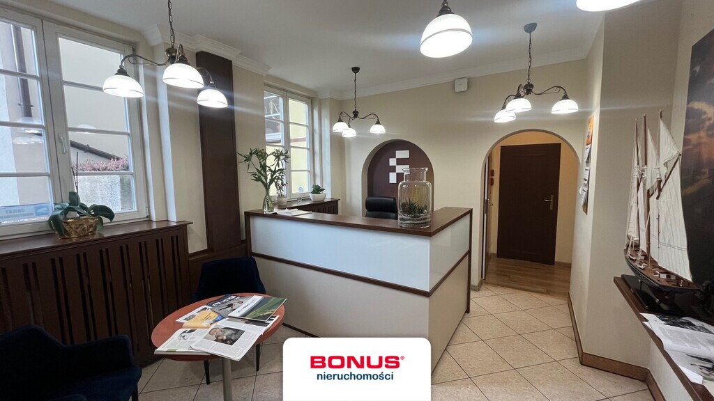 Budynek biurowy- top lokalizacja (2)