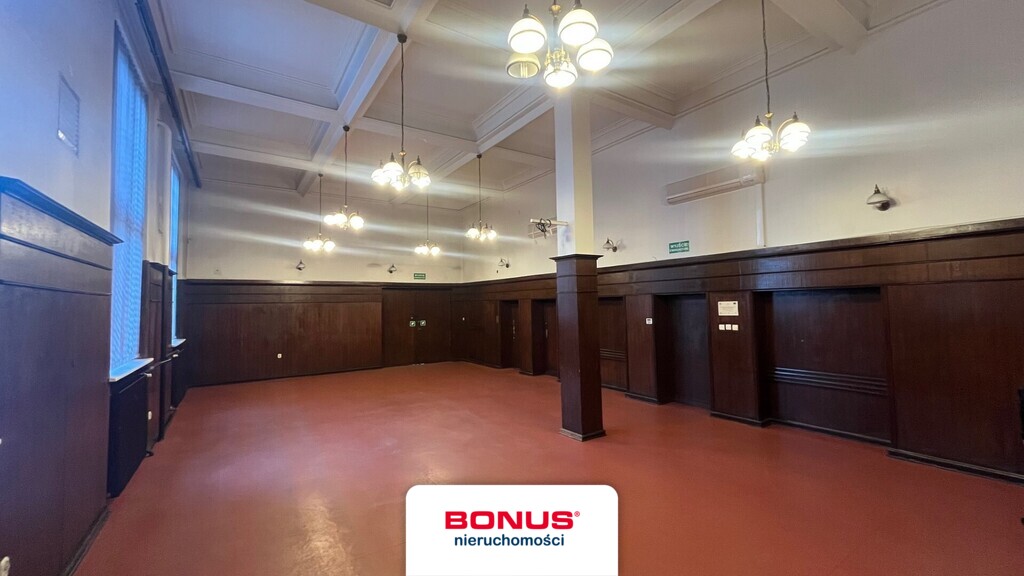 Budynek biurowy- top lokalizacja (9)