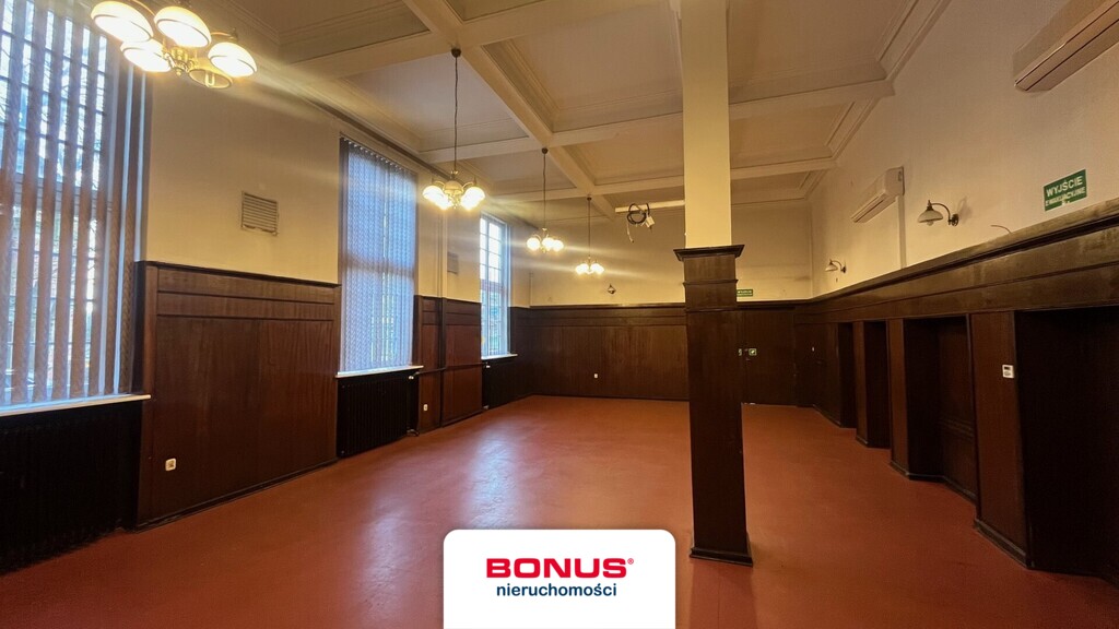 Budynek biurowy- top lokalizacja (10)