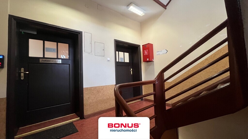 Budynek biurowy- top lokalizacja (11)