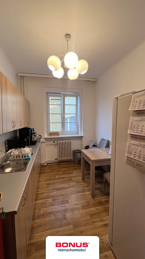 Budynek biurowy- top lokalizacja (12)