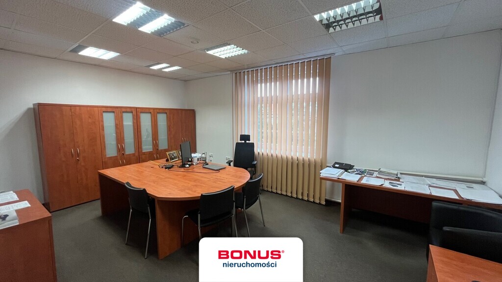 Budynek biurowy- top lokalizacja (16)