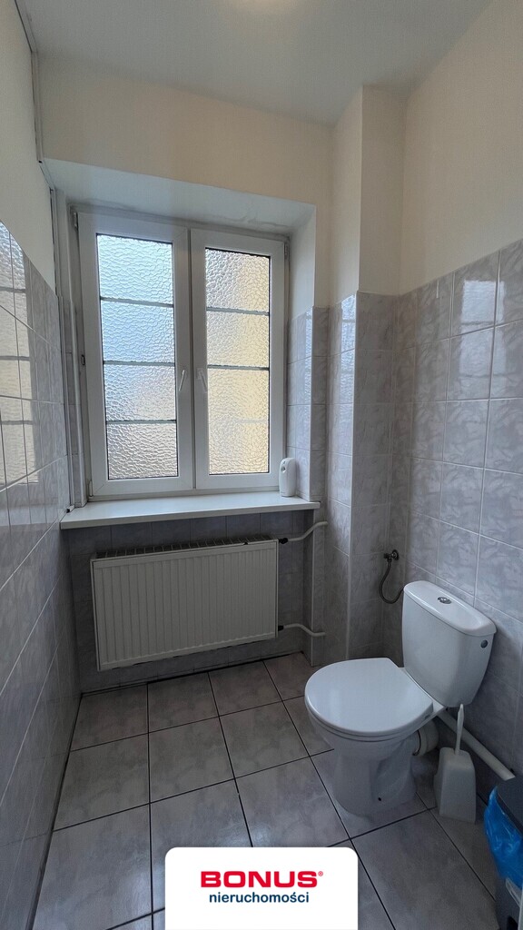 Budynek biurowy- top lokalizacja (18)