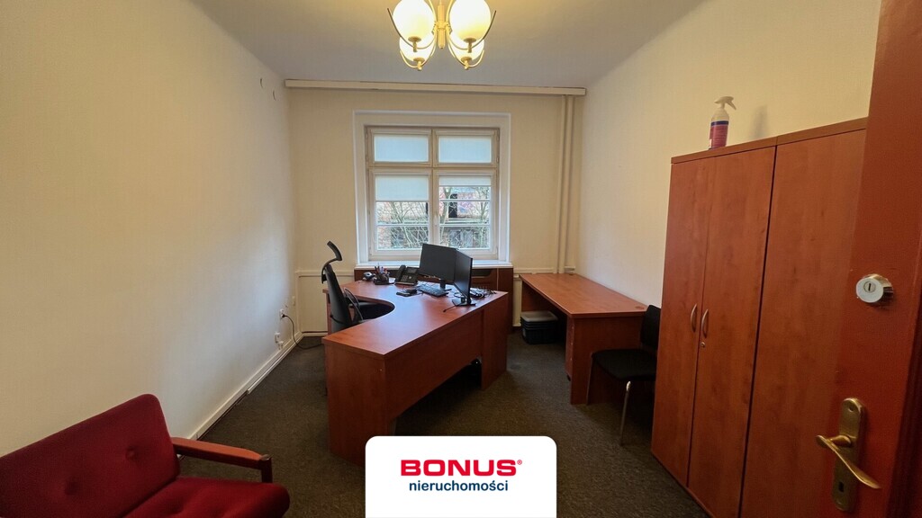 Budynek biurowy- top lokalizacja (19)