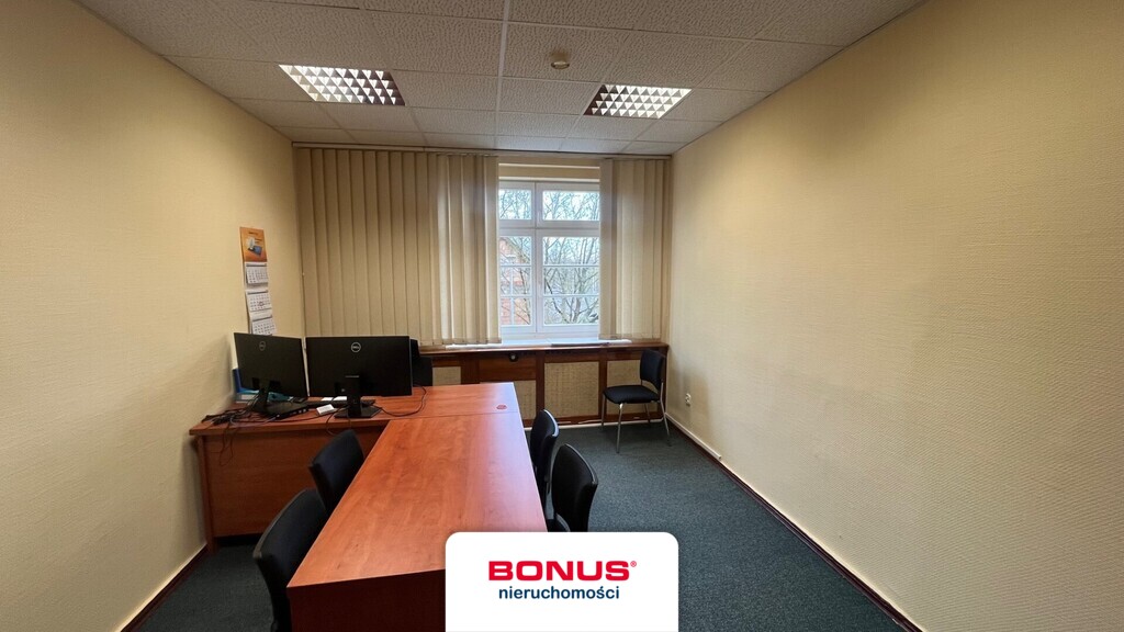 Budynek biurowy- top lokalizacja (20)
