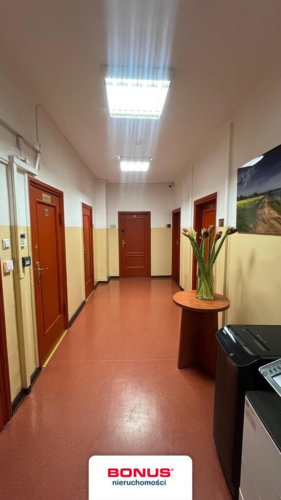 Budynek biurowy- top lokalizacja (26)