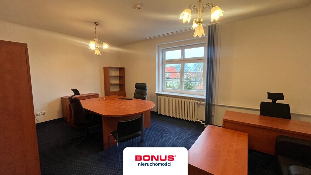 Budynek biurowy- top lokalizacja (28)