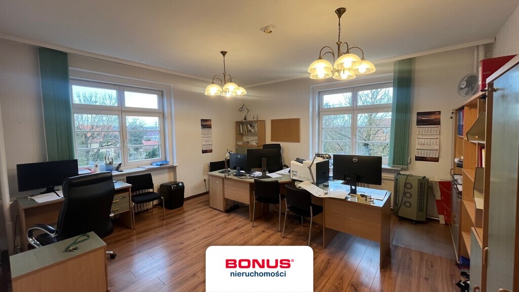 Budynek biurowy- top lokalizacja (29)