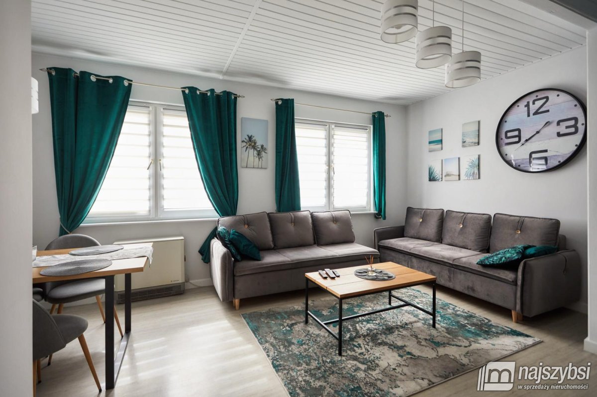 ŚWINOUJŚCIE - Apartament 3 pokojowy  (1)