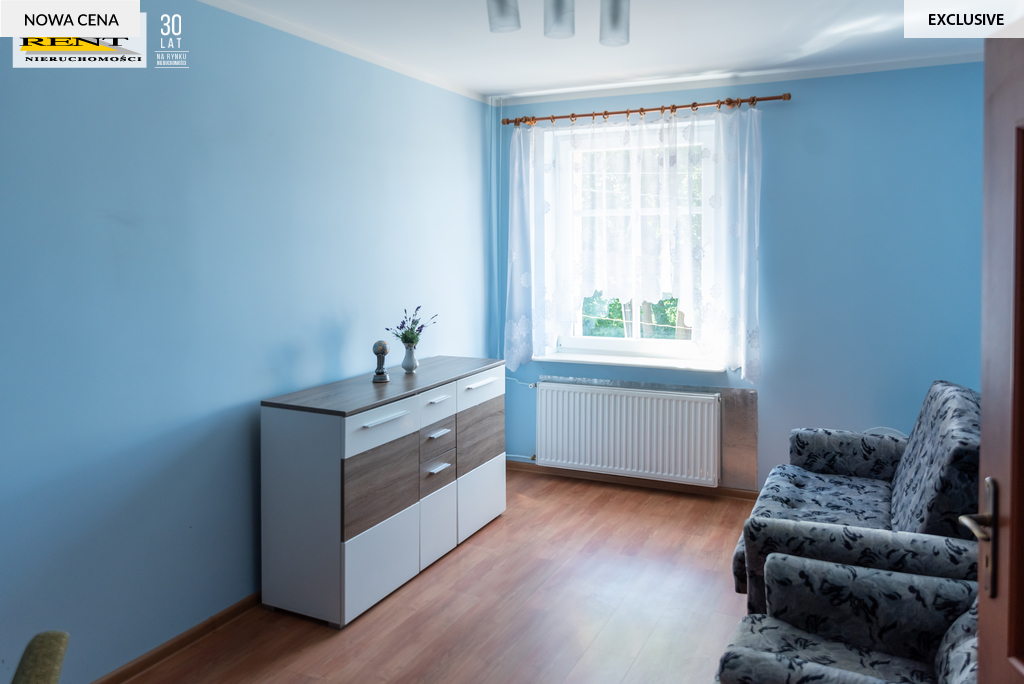 Solidny  duży dom  w otoczeniu bujnej zieleni ! (7)