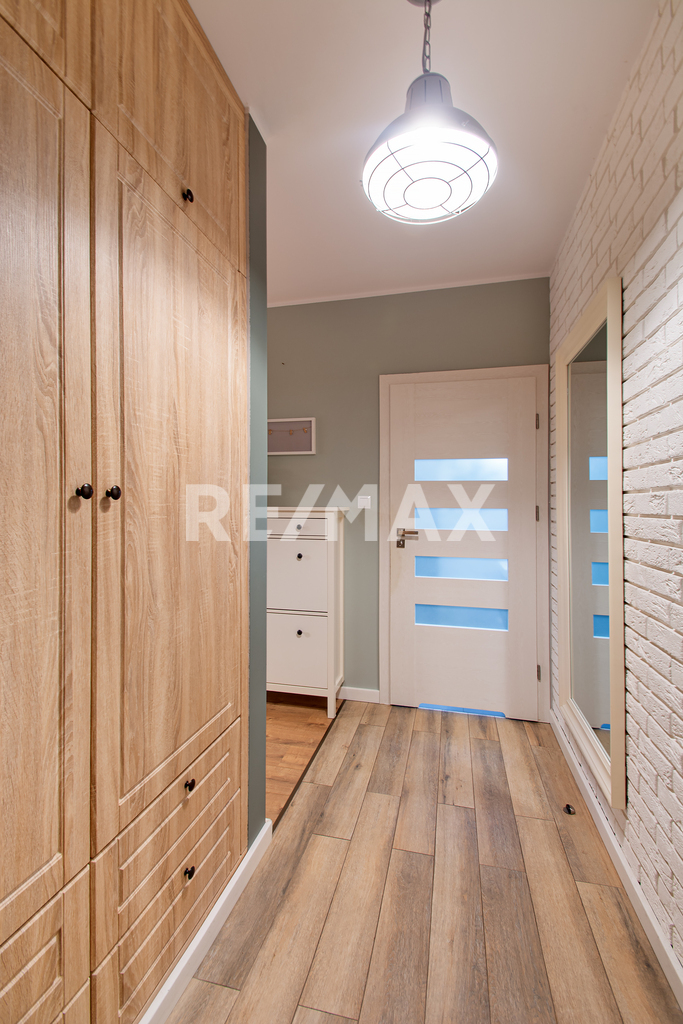 Wspaniałe i rodzinne dwupoziomowe mieszkanie (9)