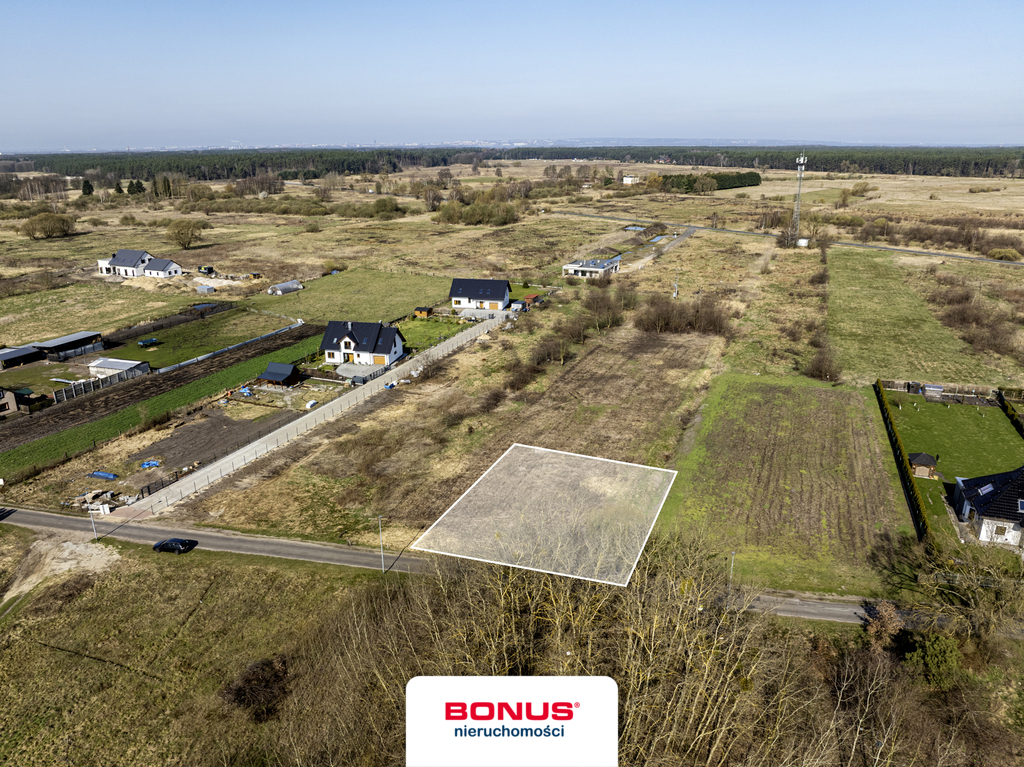 Na sprzedaż działka budowlana 1368 m² z warunkami (3)