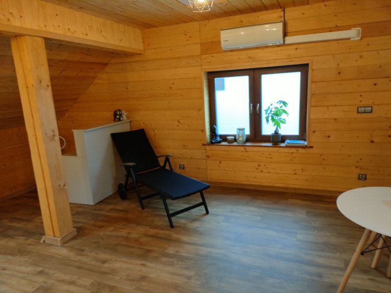 Na wynajem klimatyczny lokal na Warszewie 65m2 (9)