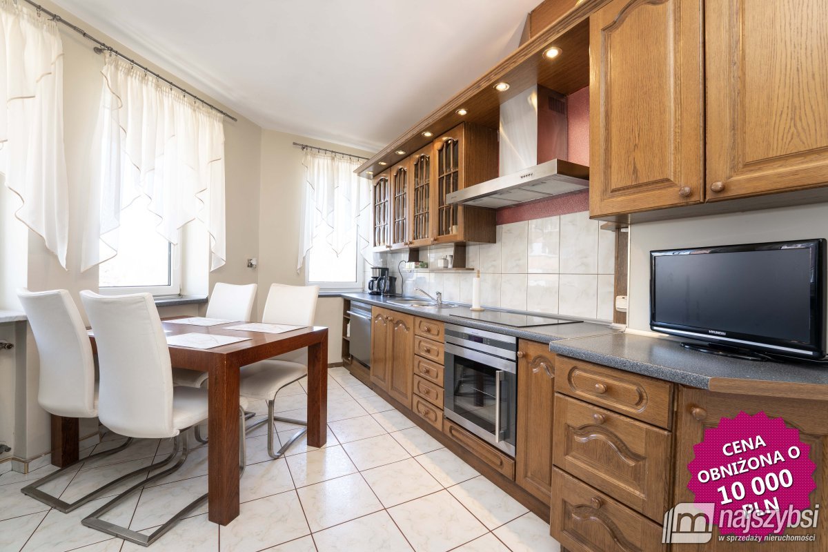 Kołobrzeg-przestronne mieszkanie w centrum (12)