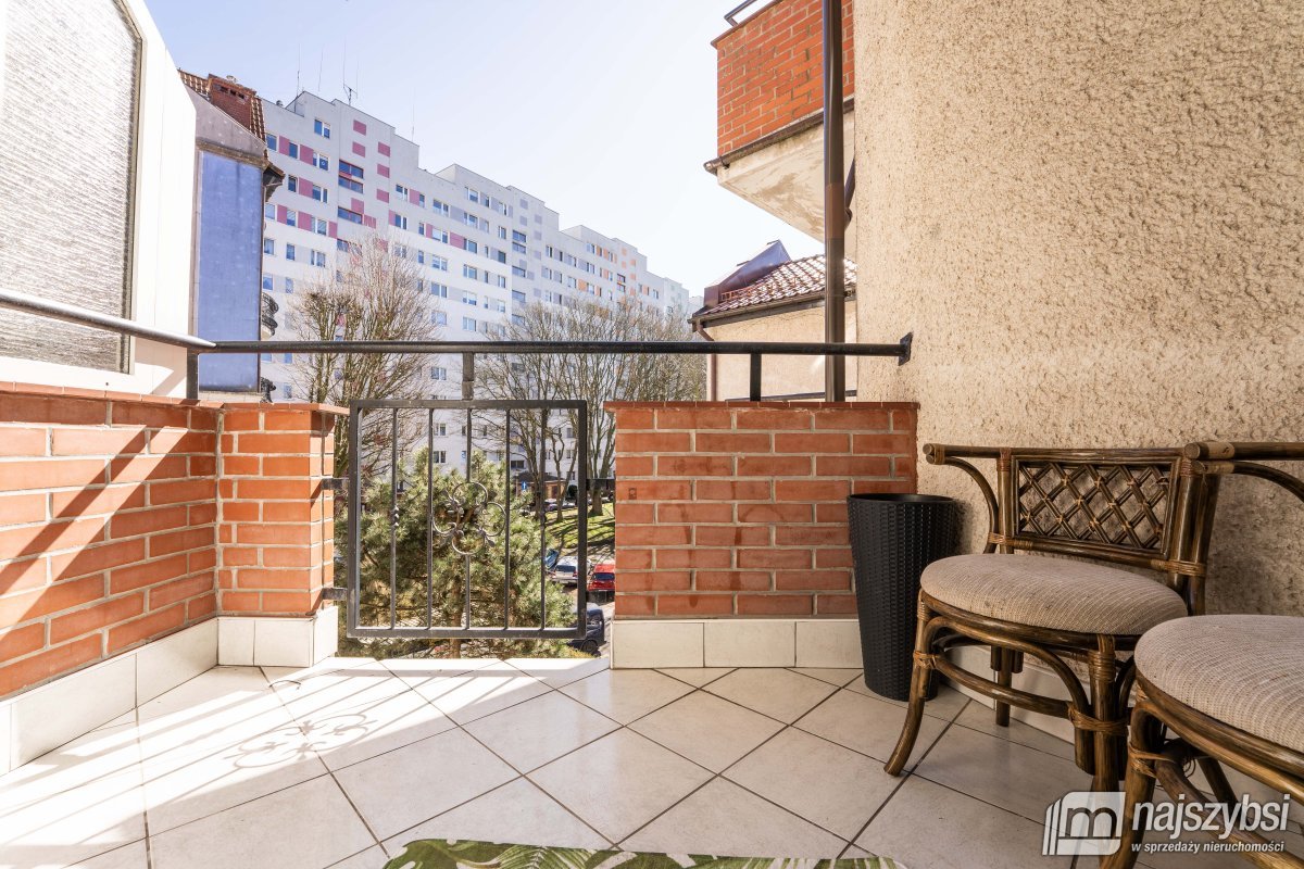 Kołobrzeg-przestronne mieszkanie w centrum (4)