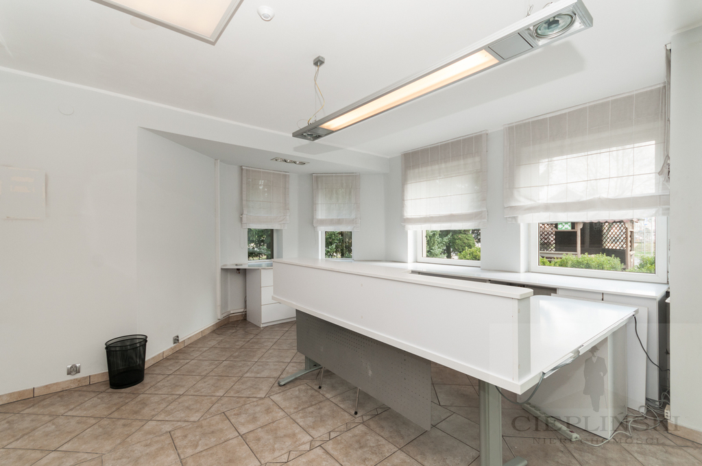 Hala produkcyjno-magazynowa z dużym placem + wiata (14)