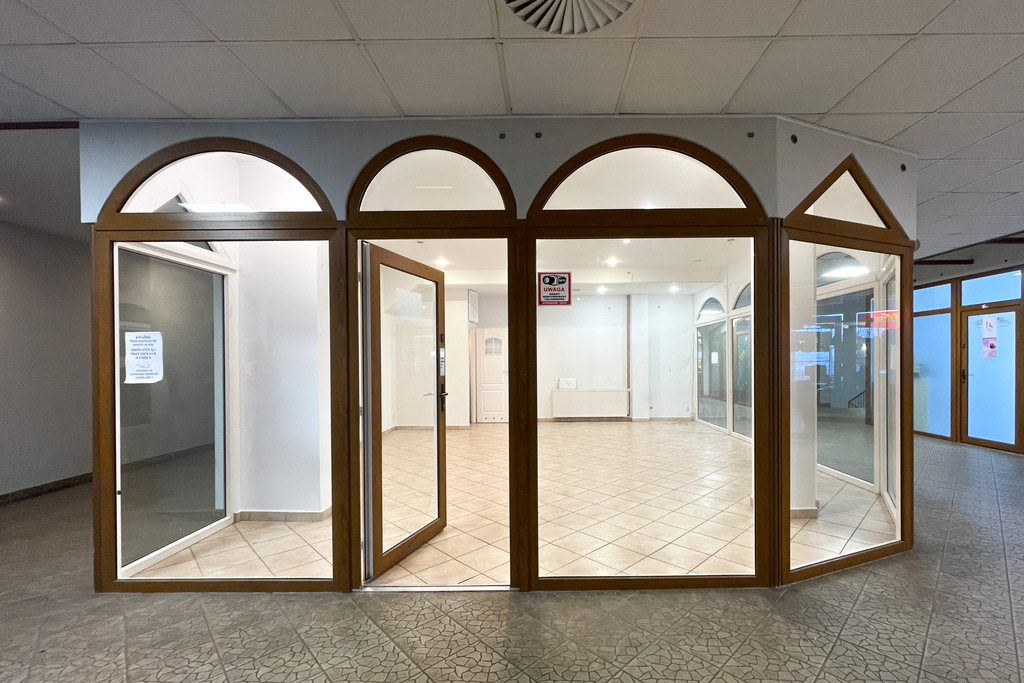 Lokal usługowy w centrum Kołobrzegu (1)