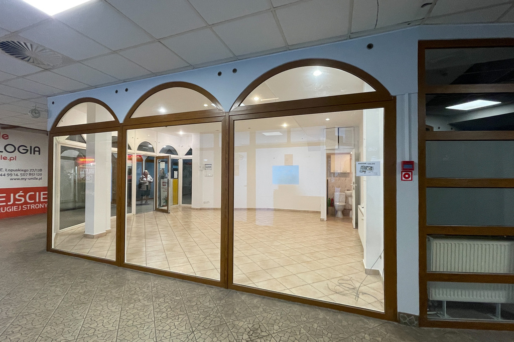 Lokal usługowy w centrum Kołobrzegu (9)