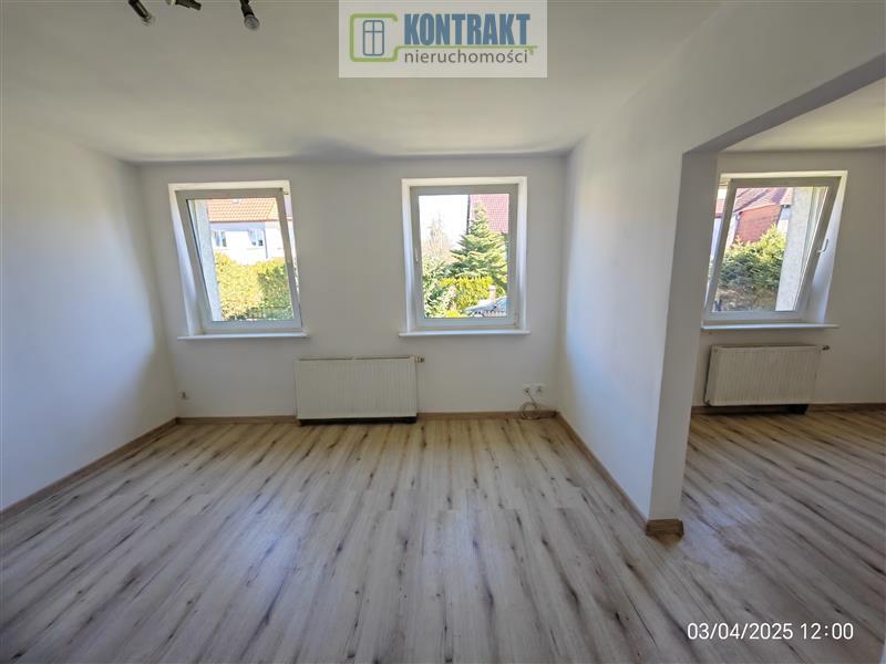 Dwupokojowe mieszkanie z niezależnym ogrodem (3)