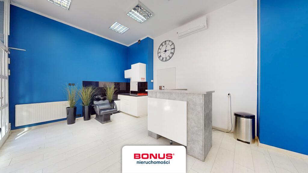 Atrakcyjny lokal użytkowy, duże witryny 499 tys. (4)