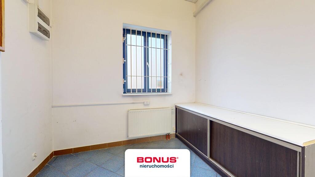 Atrakcyjny lokal użytkowy, duże witryny 499 tys. (9)